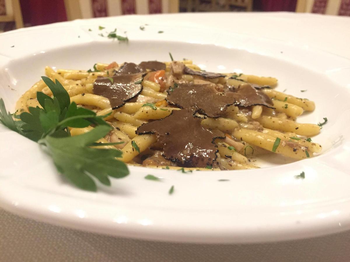 Il Salice Hotel Civitella Del Tronto Екстериор снимка
